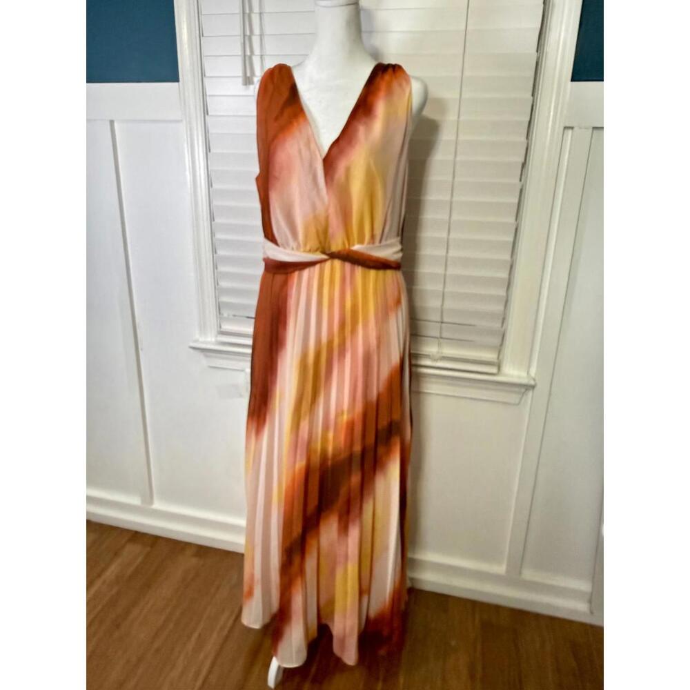 NWT Donna Morgan Sleeveless V-Neck Pleated Orange Maxi Dress US 12